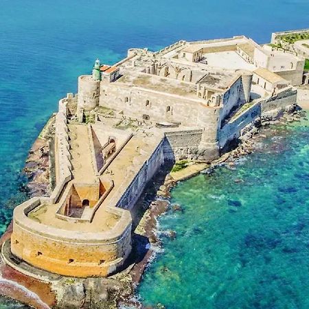 Independent Room Near Ortigia Island سيراكوزا المظهر الخارجي الصورة